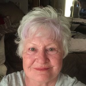 Meet your Posher, Pamela